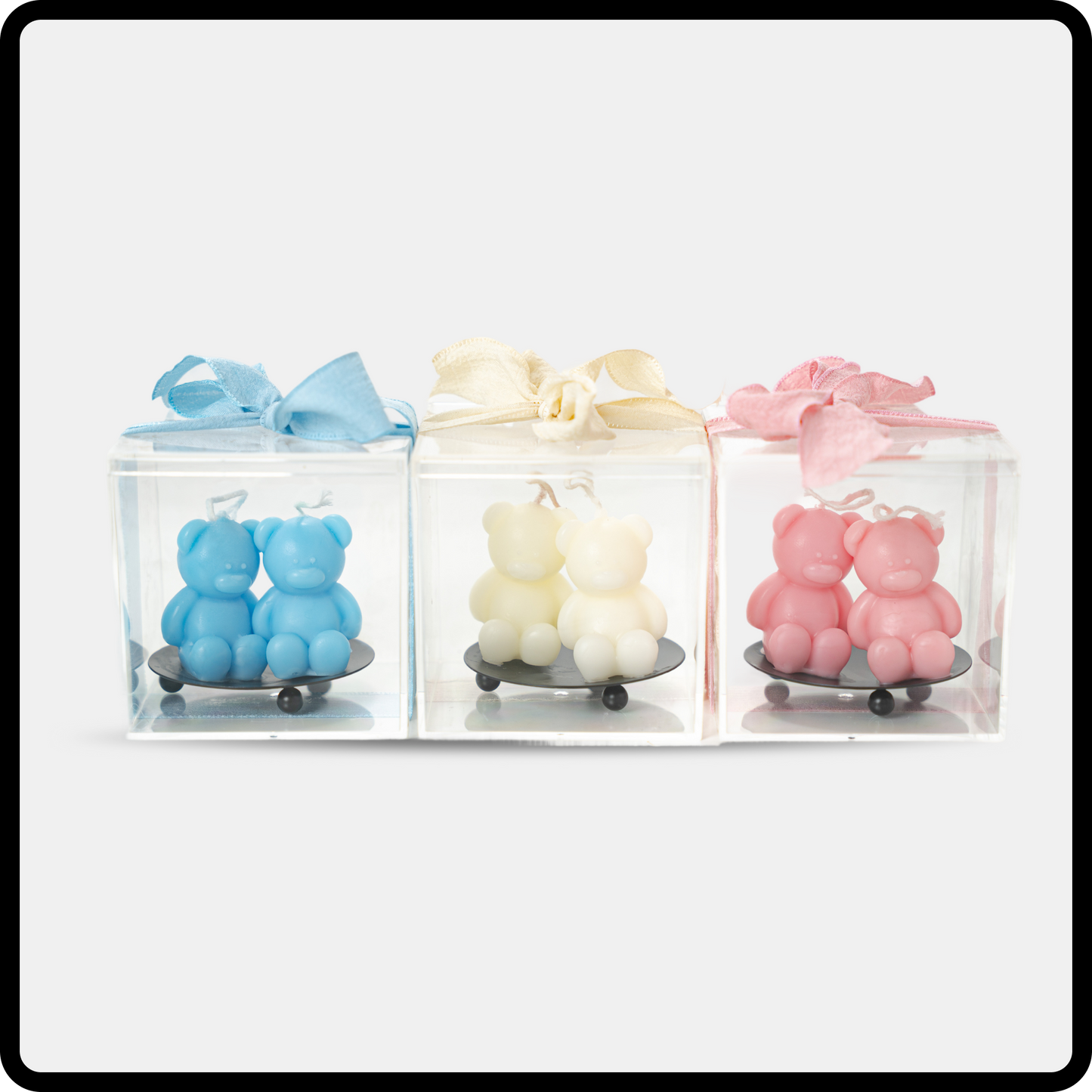 Two baby bear on stand candle