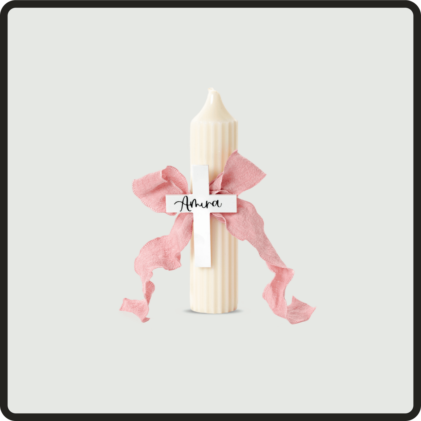 Straight ribbed candle