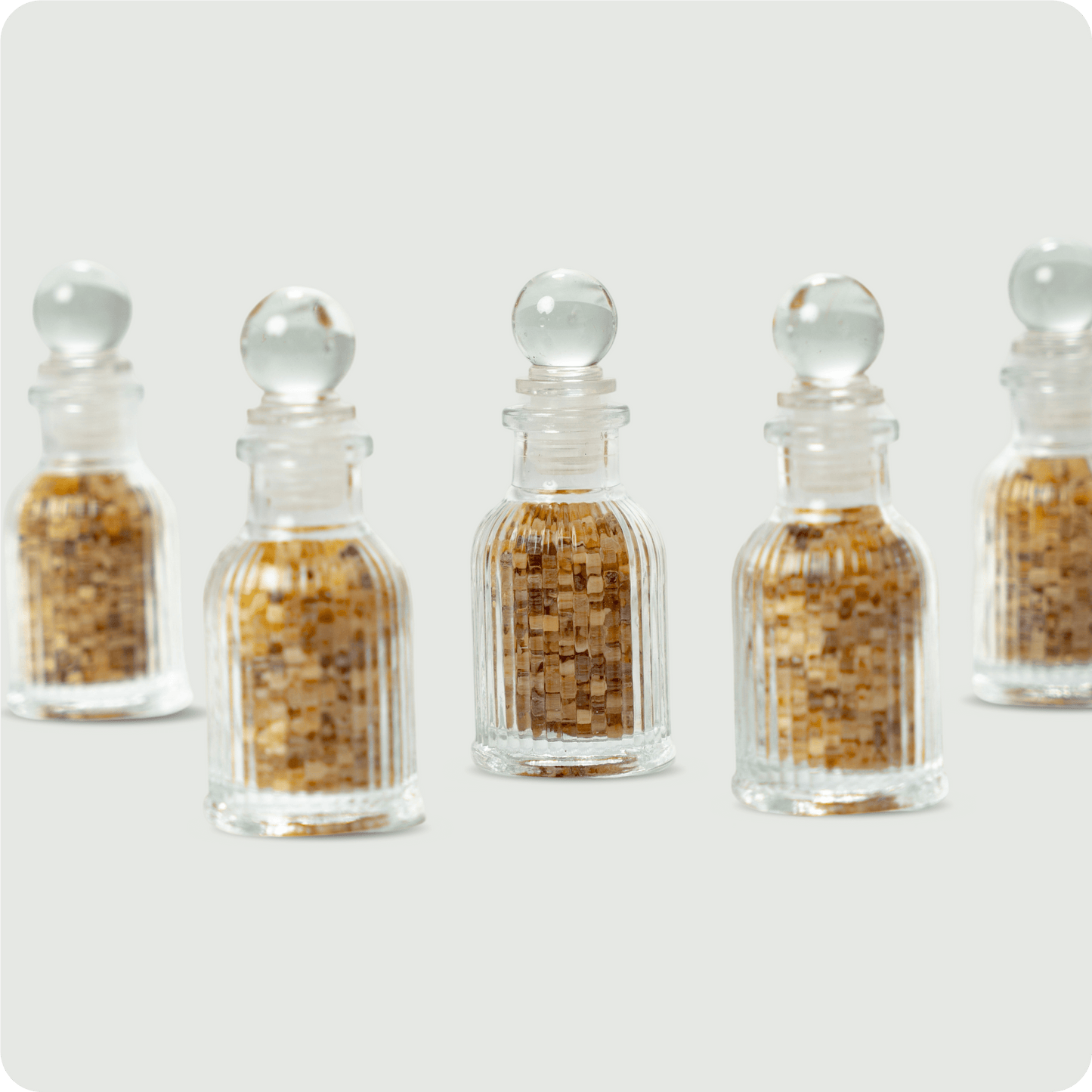 Mini oil and bakhour set