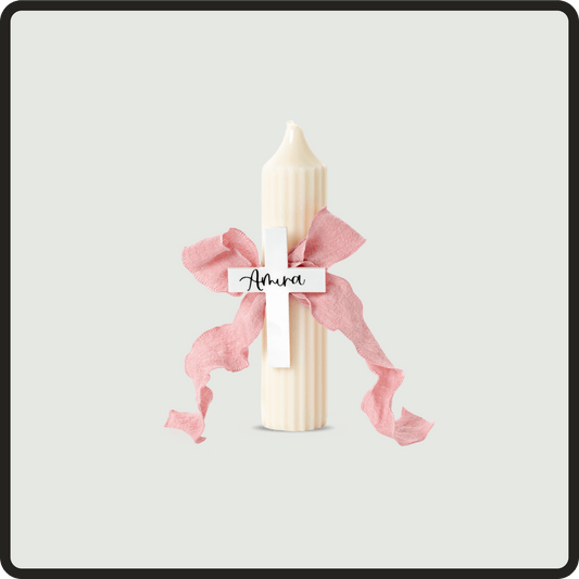 Straight ribbed candle